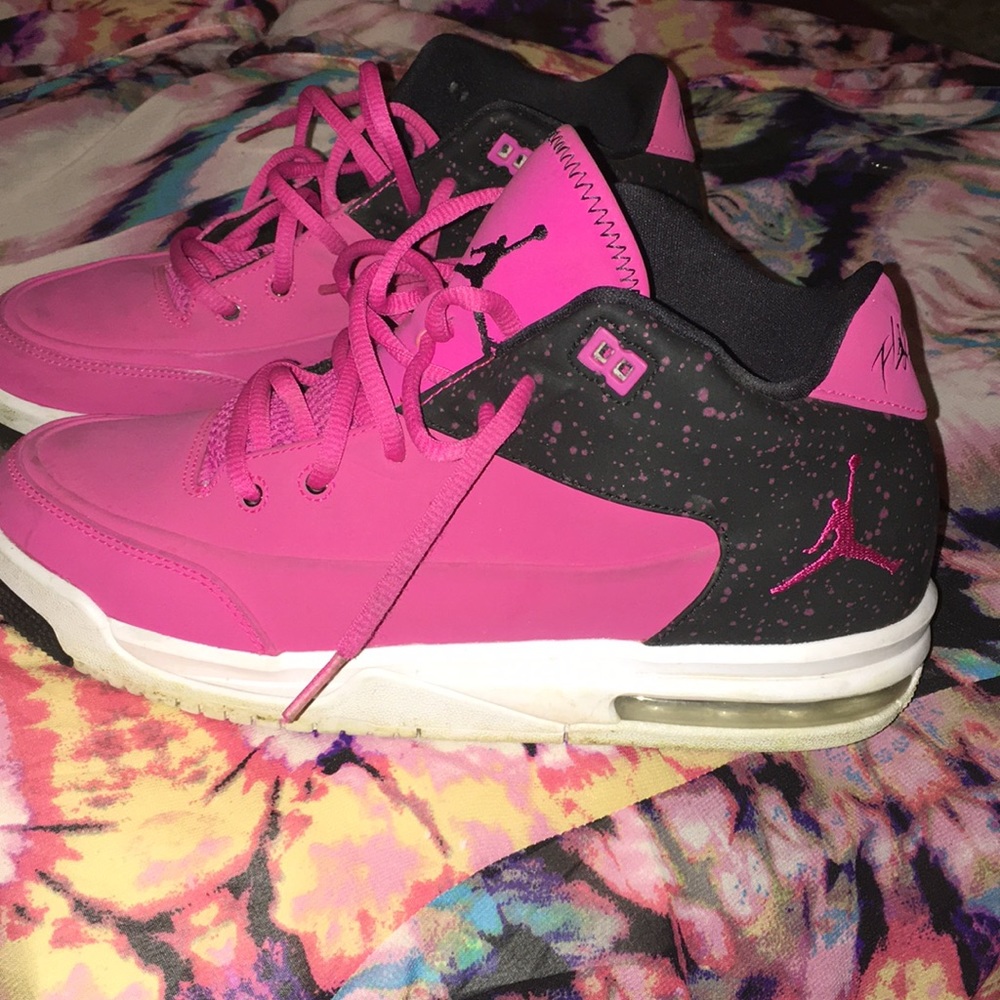 JORDAN Pink Nike Sneakers 7Y or 8.5 ladies
